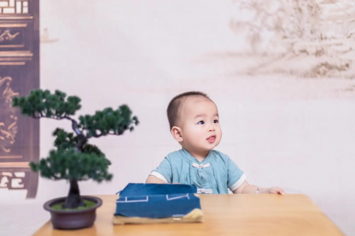 鄂尔多斯月子里宝宝湿疹怎么办